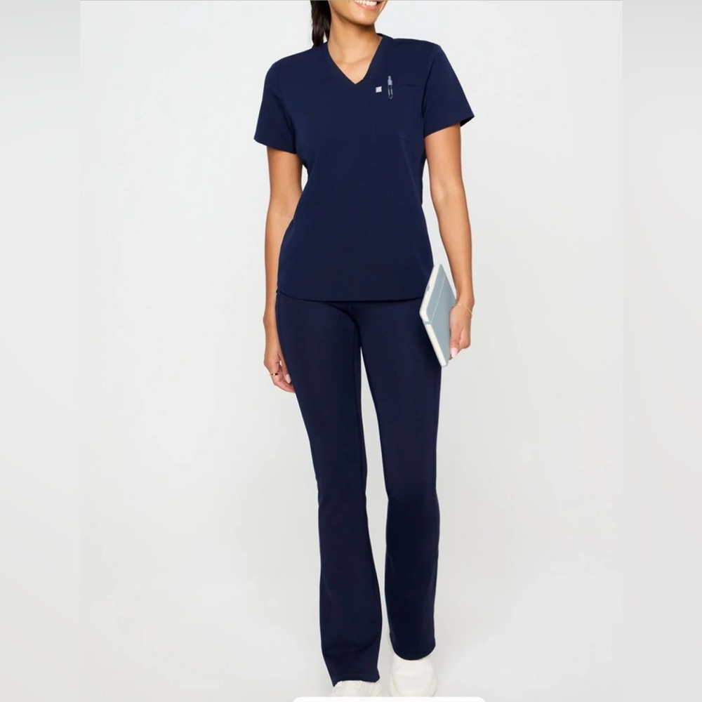 Fabletics Women's Navy Blue Scrub Pants